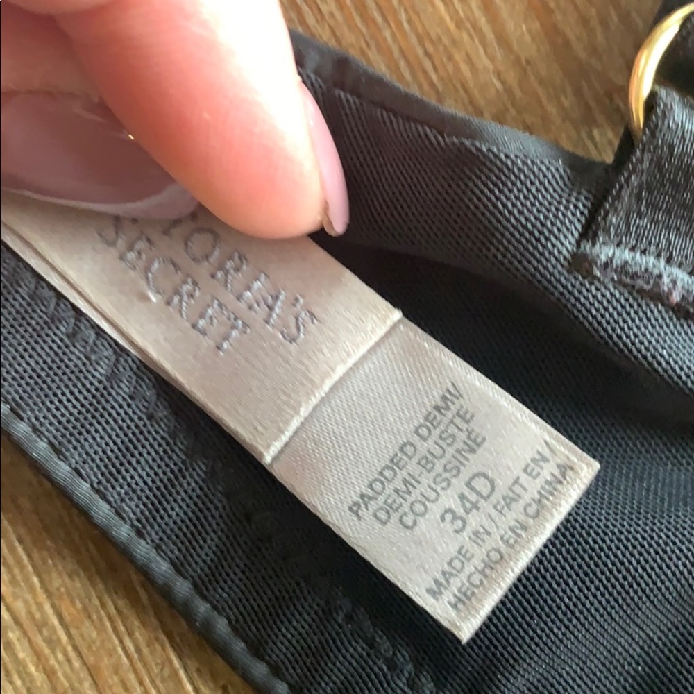 Victoria’s Secret black padded Demi 34D - Picture 3 of 4